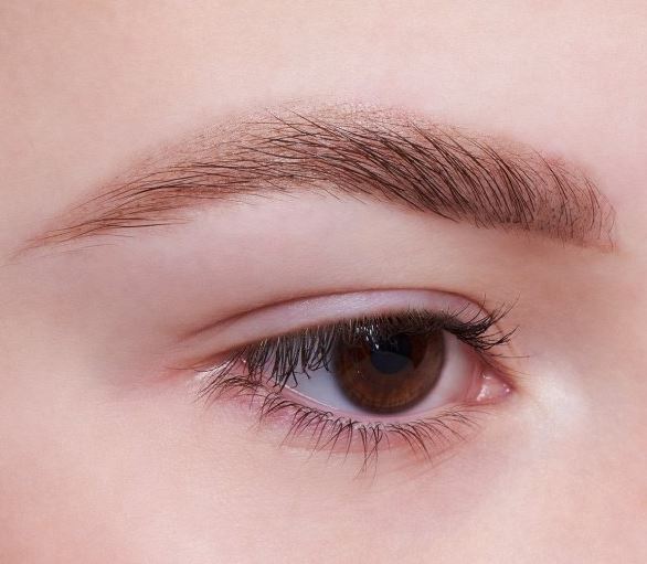 BEAUTYDRUGS    Extra Strong Brow Gel    