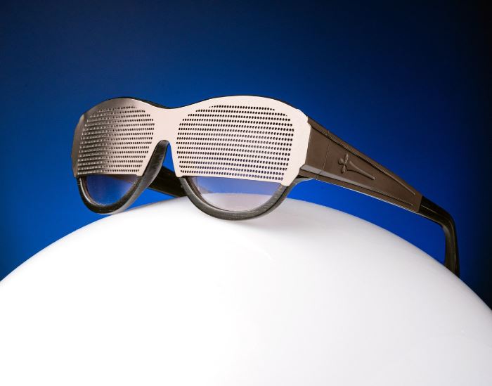 Linda Farrow Очки by Todd Lynn Special Black with Silver and Purple acetate perforated silver metal sunglass